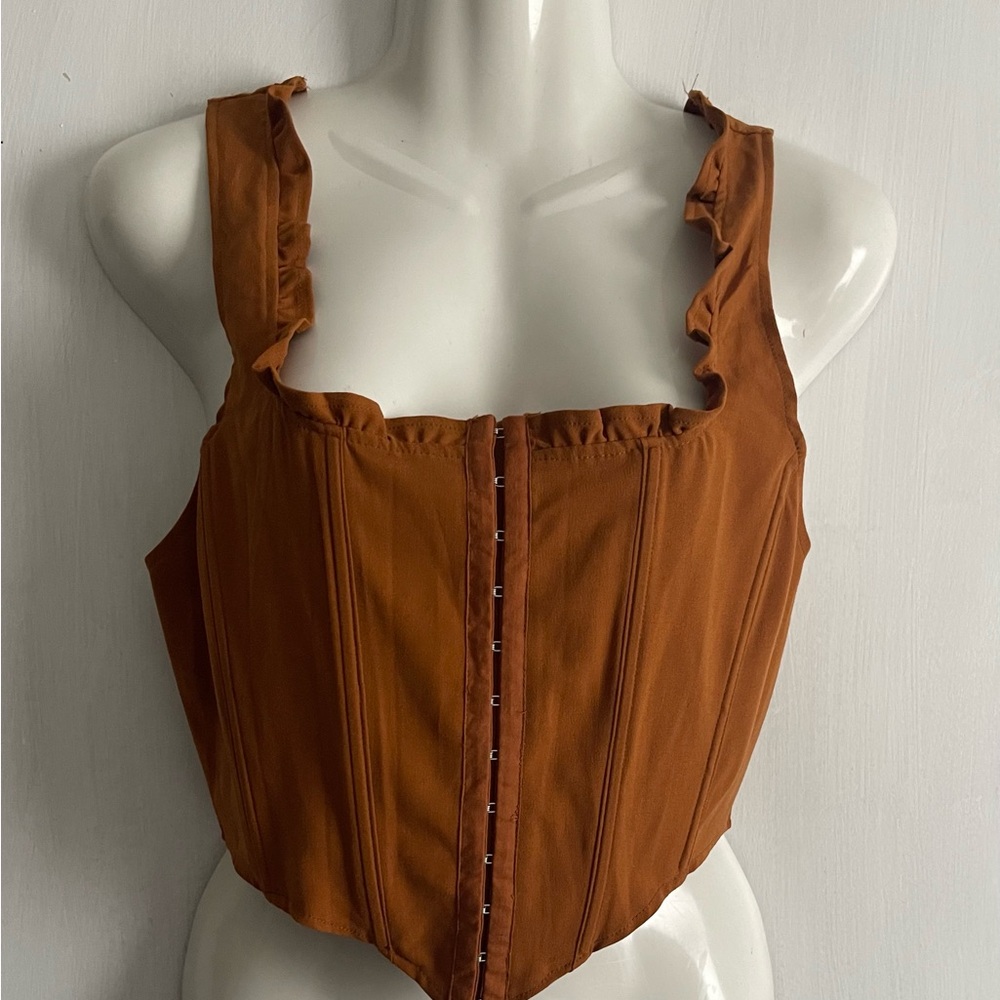 Forever 21 Women's

Hook-and-Eye Corse.